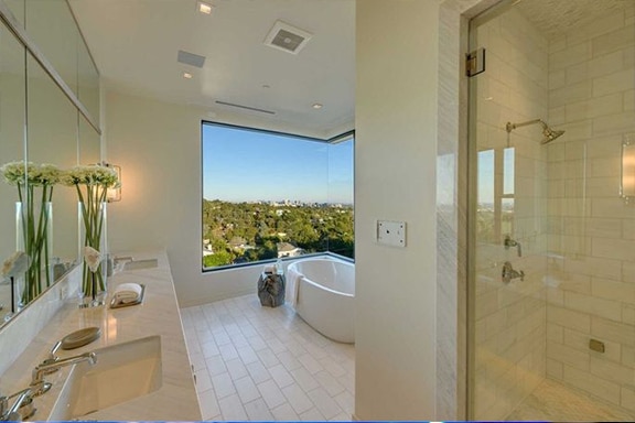 Stairview Estate Bathroom